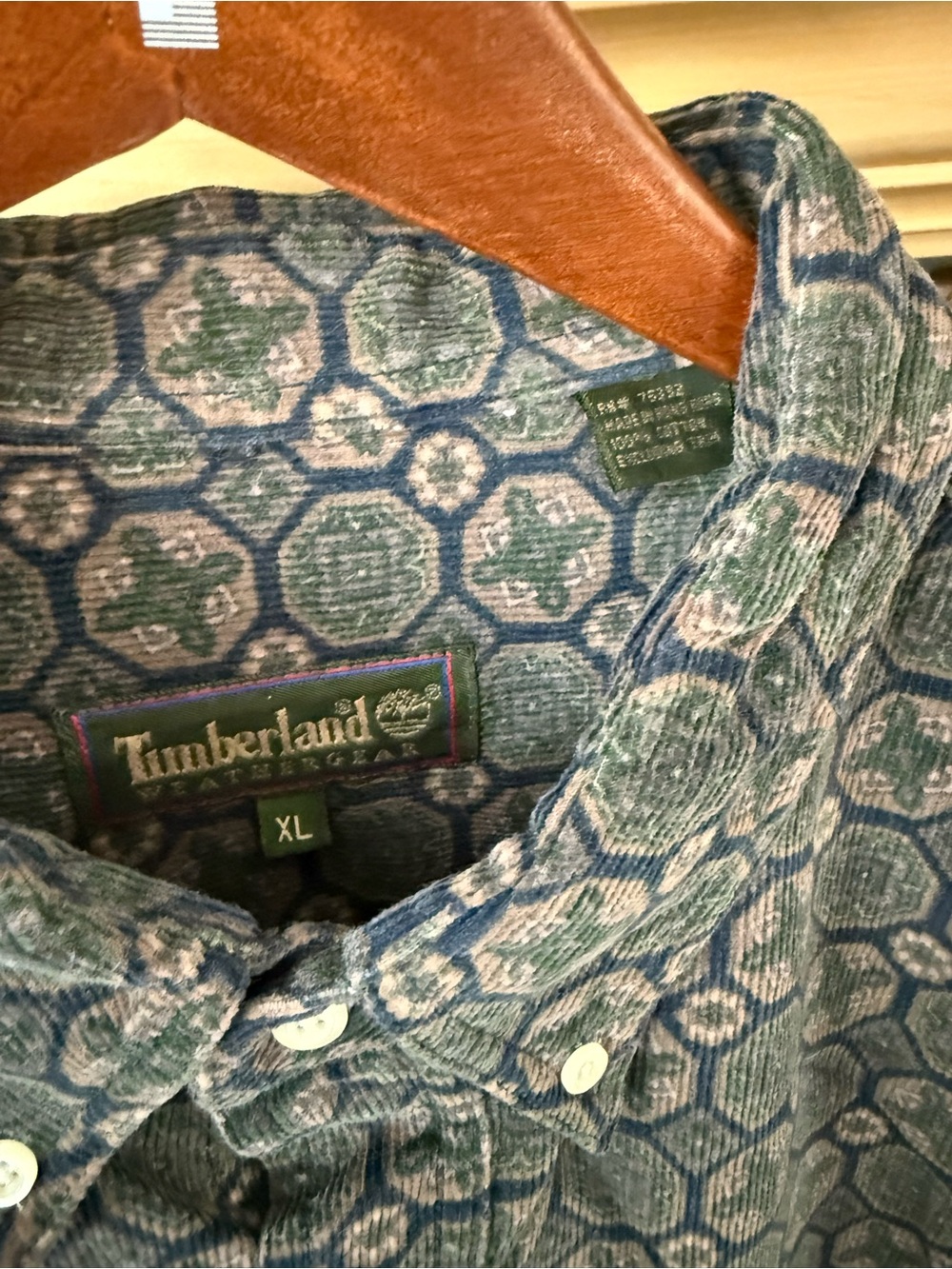 90s VTG Timberland Men's Utility Long-Sleeve Button-Down Shirt Corduroy